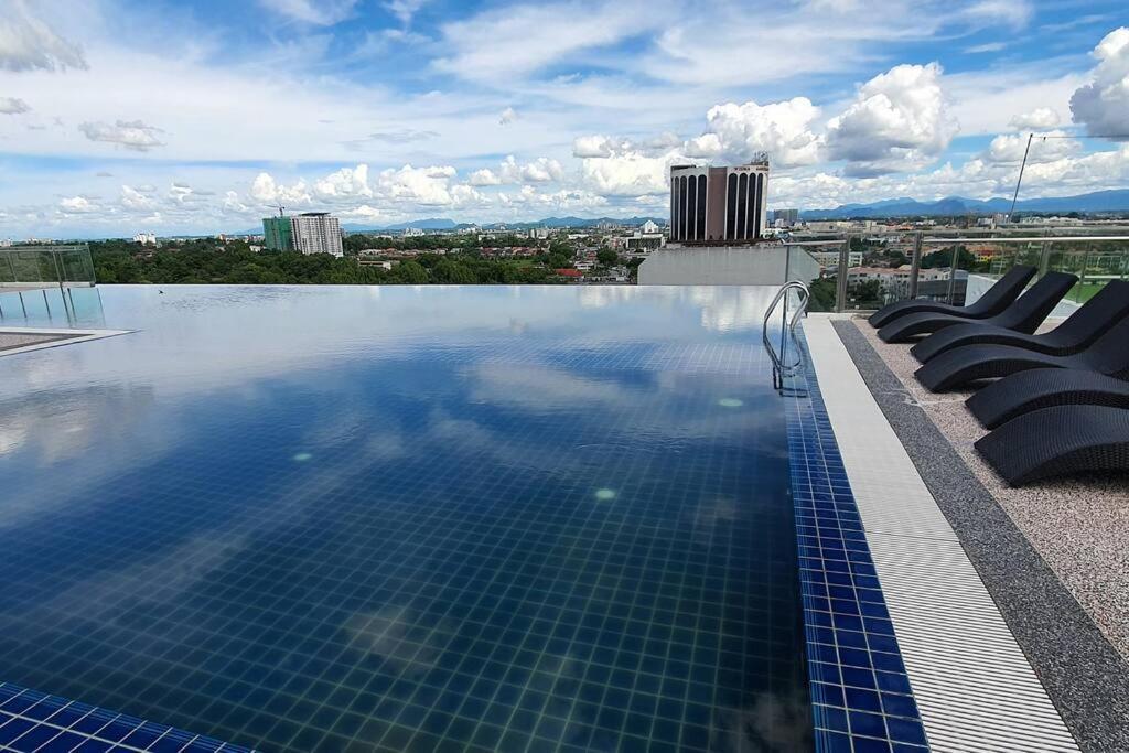 Kozi Square New Sgh Cozy Home Lv5B Kuching Exterior foto